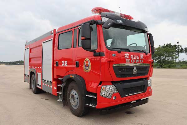 豪沃汽车重量多少吨